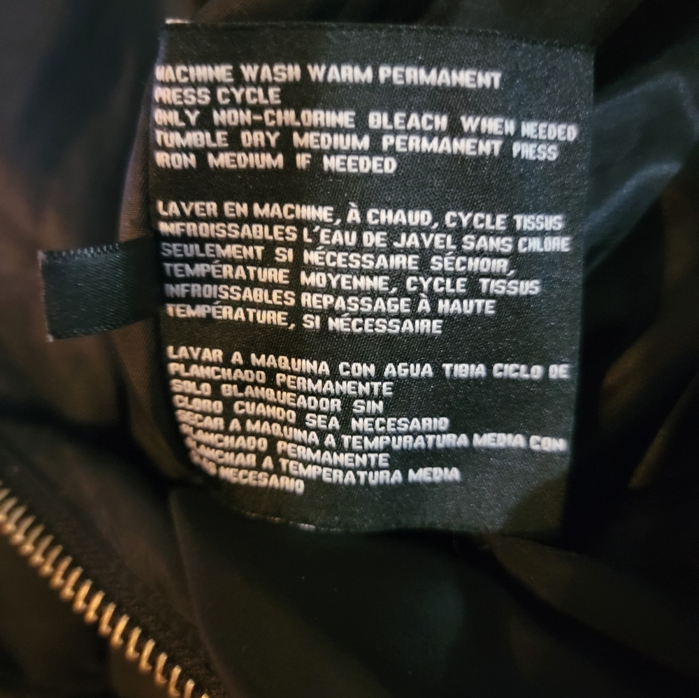 Guess Jacket - Picture 7 of 7